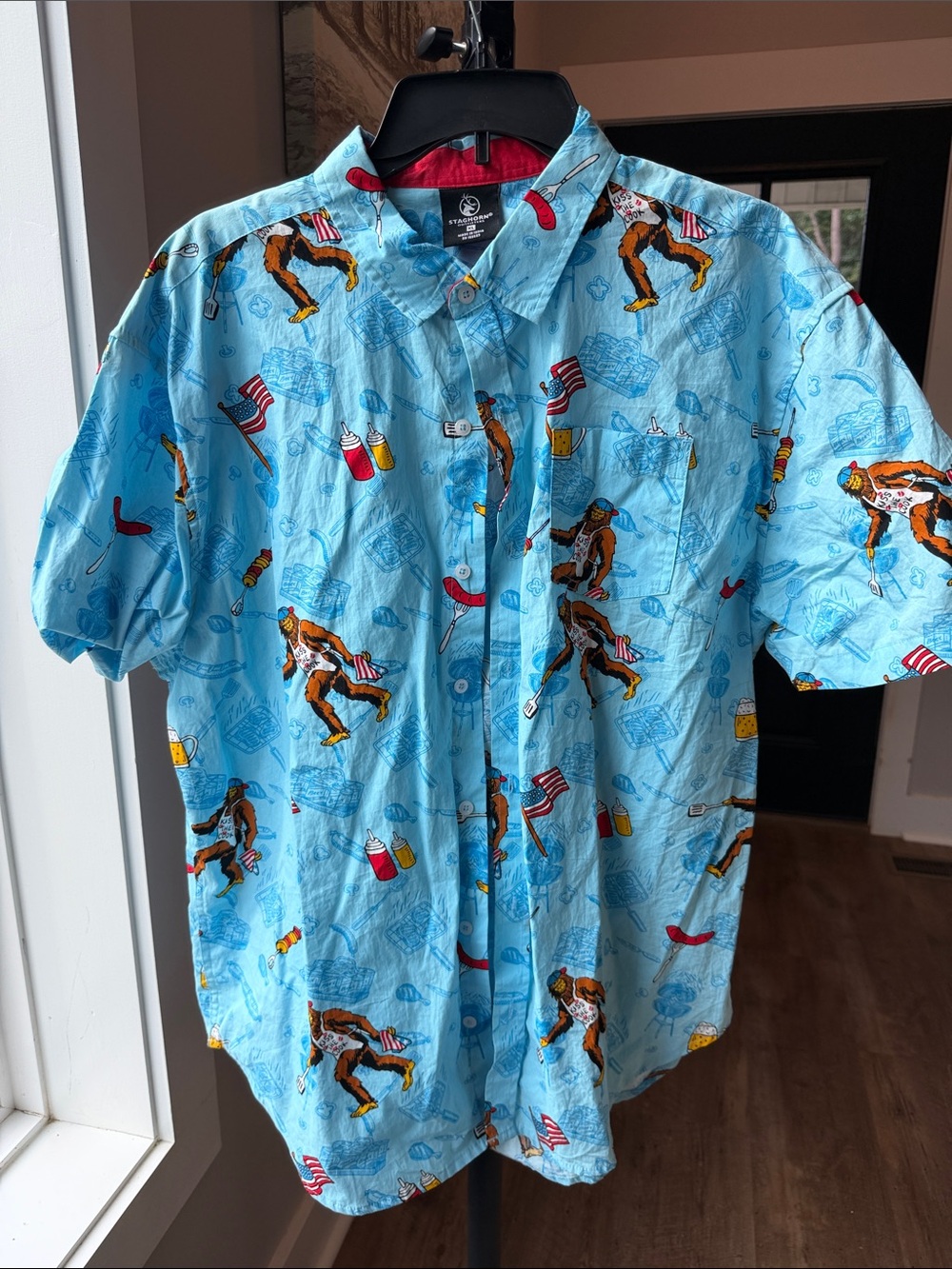 Grilling Bigfoot Light Blue Short-Sleeve Hawaiian Print Shirt